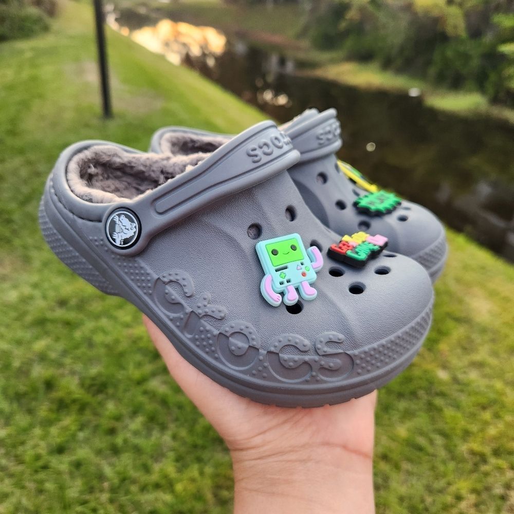 Crocs Kids Classic Baya Gray Lined Dual Clogs Charms Included Size C10 4-5 Years - Picture 3 of 15